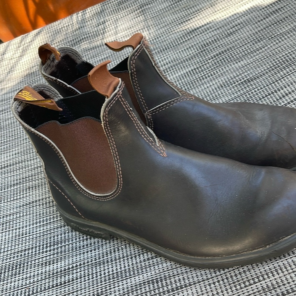 BLUNDSTONE Leather Boots
